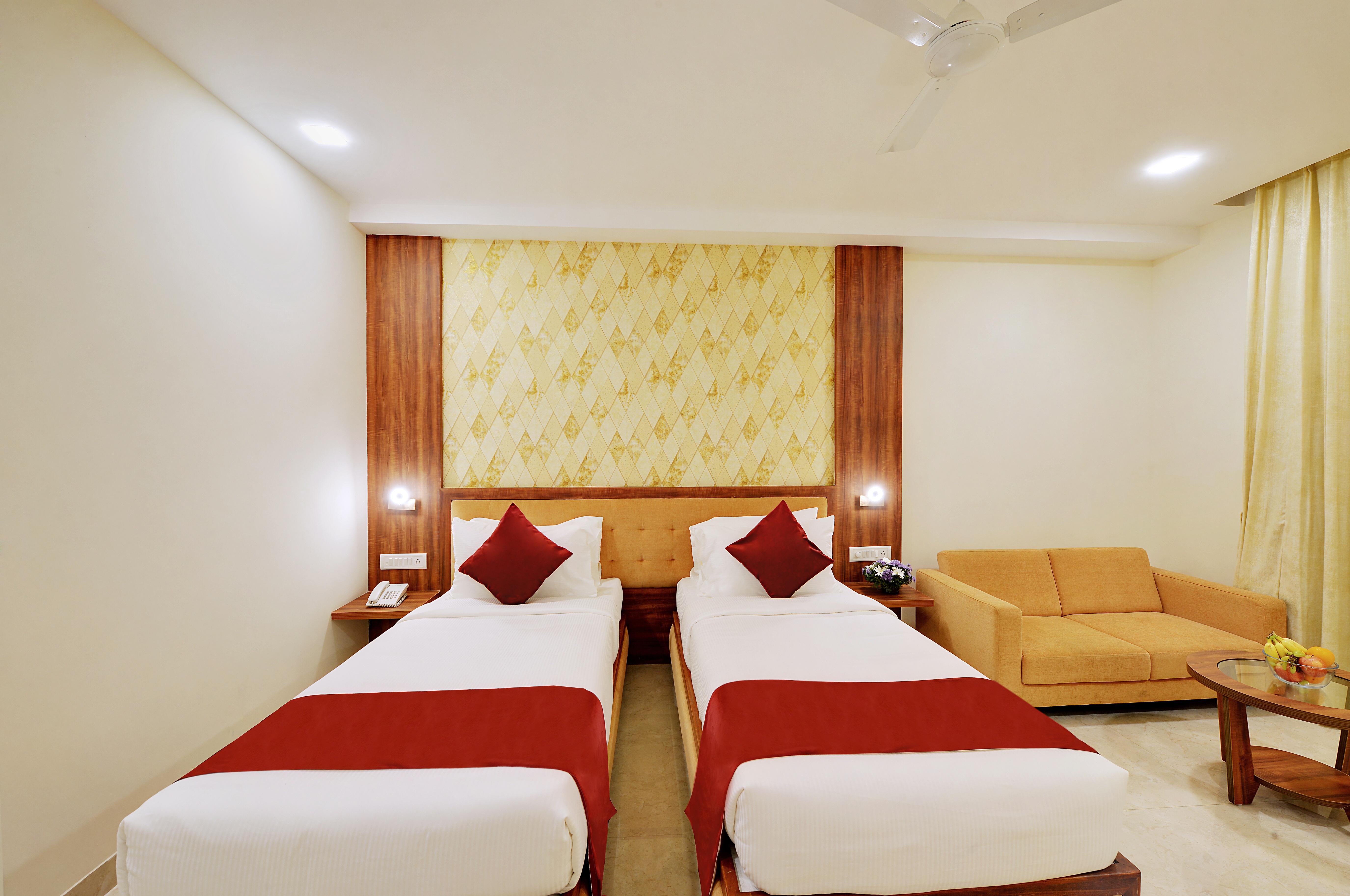 Deluxe Rooms at La Sara Gateway
Hotel 3